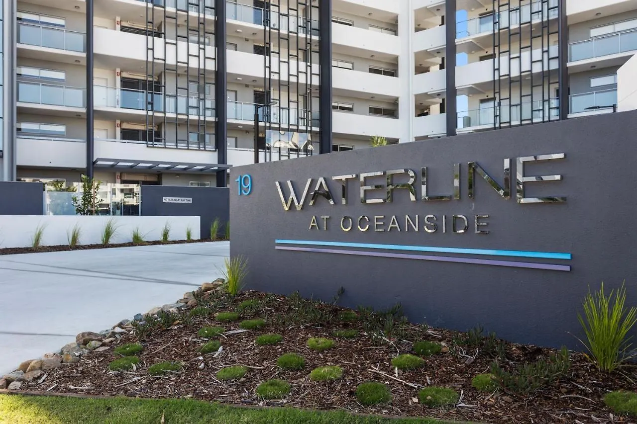 Waterline At Oceanside Hotel Kawana Waters